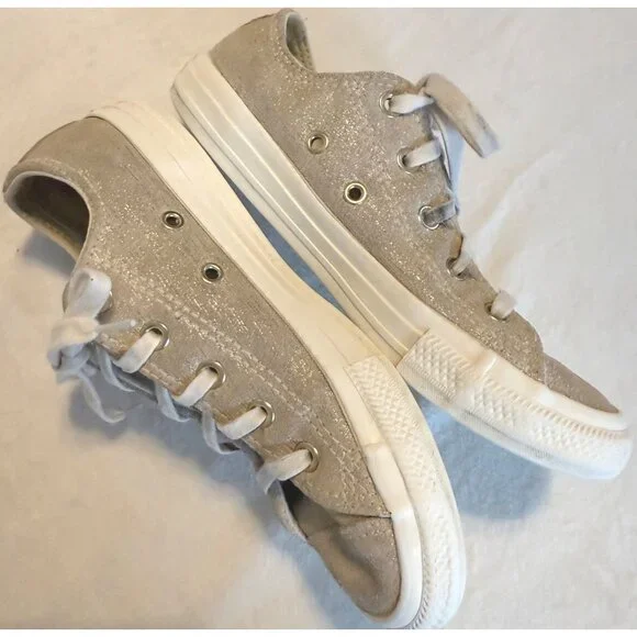 SIZE 2 Girls Converse Gold Metallic Threads Egret White Suede Leather Low Sneake - Picture 9 of 9